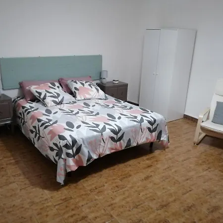 Casa Vacanze Palazzaccio מלון *