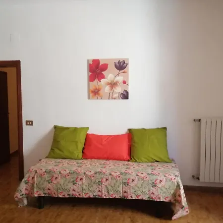 מלון Casa Vacanze Palazzaccio ספולטו