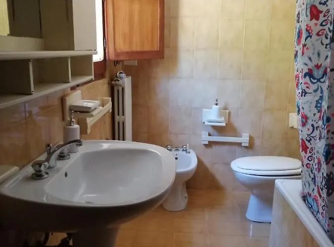 Hotel Casa Vacanze Palazzaccio *